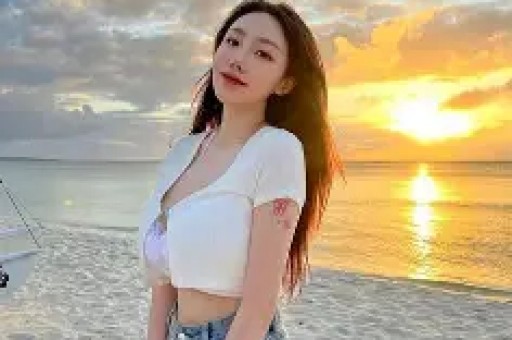 萨顶顶骂金星连性别都改被金星怒揭老底身败名裂网友：真活该
